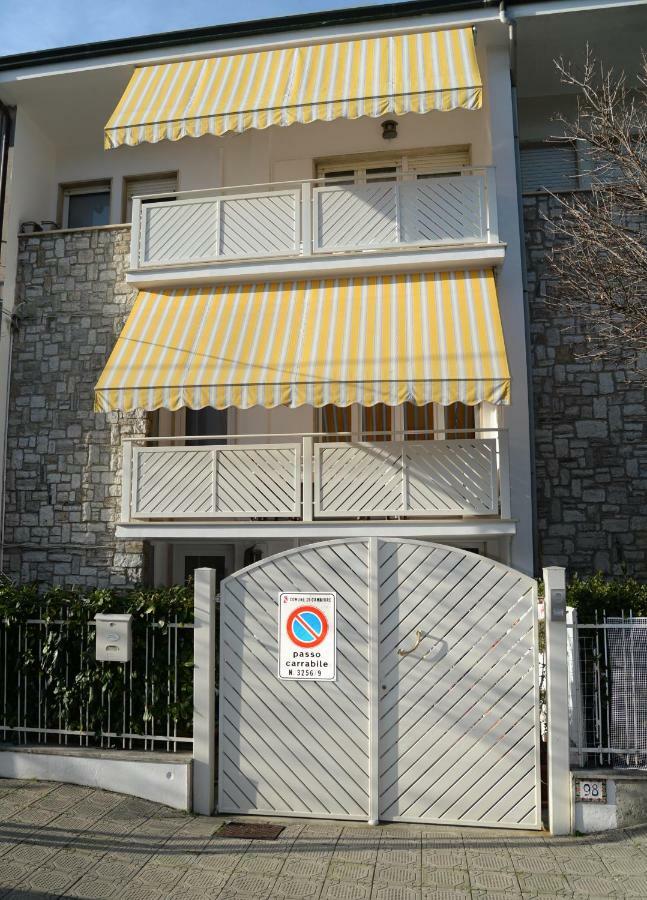 Il Don Minzoni 98 "Casa Vacanze" Lido di Camaiore Dış mekan fotoğraf